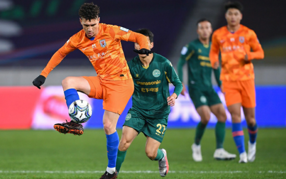 山东泰山训练开放日，窗口期绝杀压哨引欢呼，NBA季后赛在即，细节决定成败的简单介绍-爱游戏