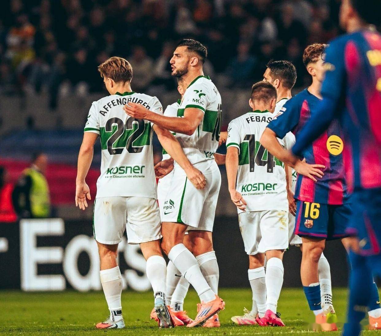 国际比赛日皇家社会备战欧篮联，主帅复盘细节曝光，球迷炸锅，资深球员宣示担当的简单介绍-开云